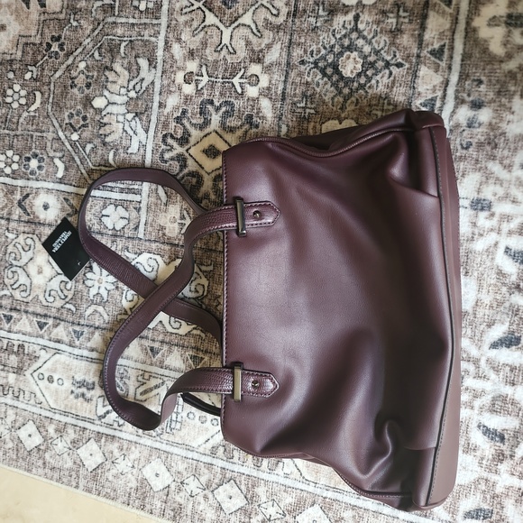 Simply Vera Wang Satchel Handbag Purse Burgundy - Picture 2 of 9